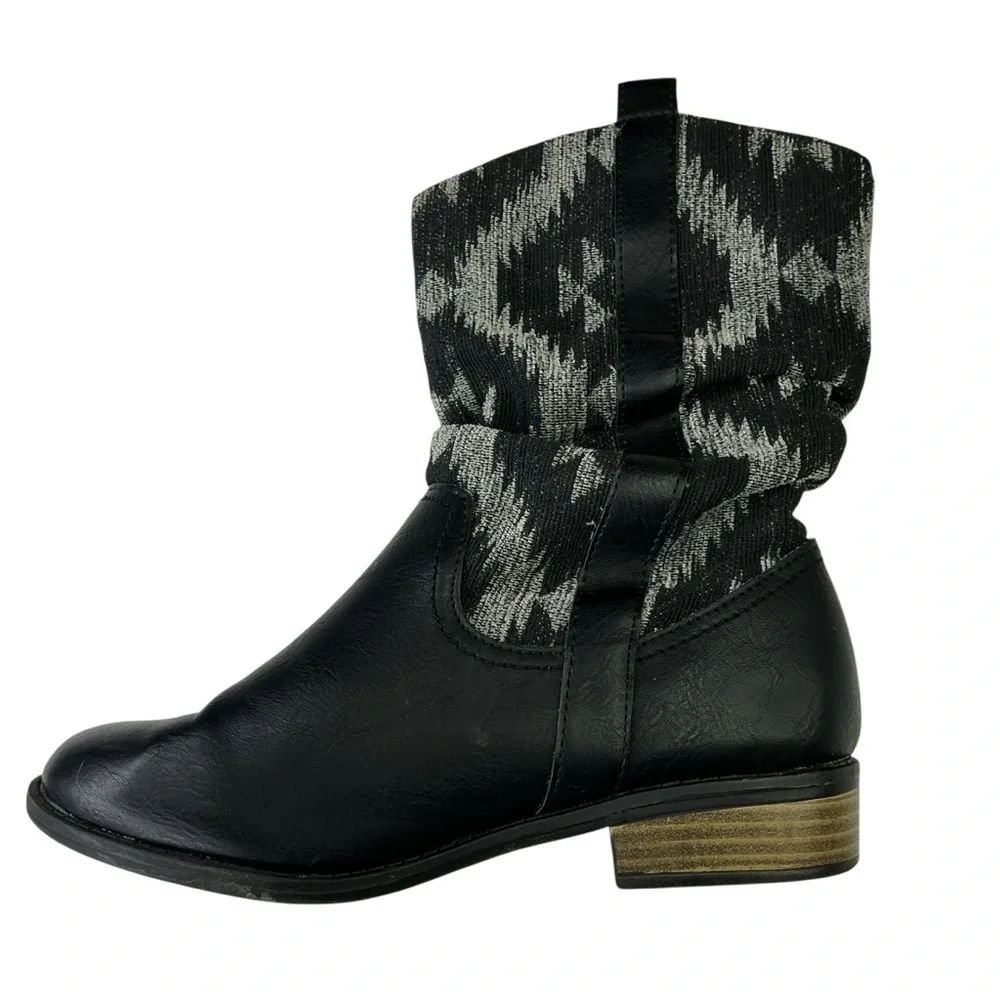 Old‎ Navy Black and Gray Girls Boots Size 2 Southwestern Print Slouchy Style